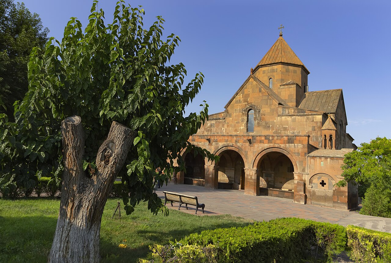 Արմավիր._Վաղարշապատ._Սուրբ_Գայանե_եկեղեցի.jpg